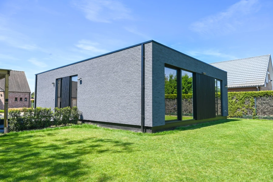 Gallery image 2 - 2
