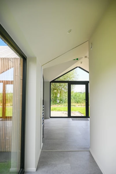 Gallery image 1 - 11