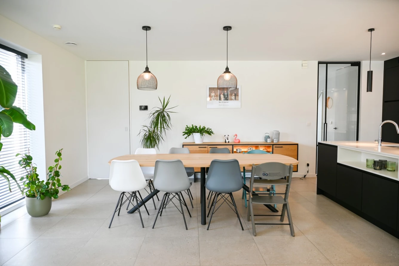 moderne-halfopen-woning-nijlen