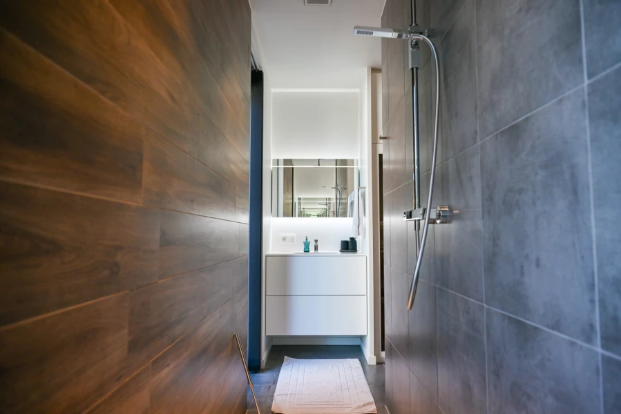 doorloop-douche-badkamer-beerse