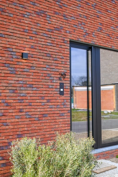 hedendaagse-halfopen-woning-assebroek
