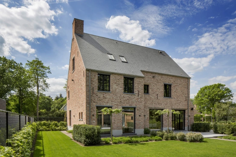 Ecohuis-woning-op-maat-open-bebouwing-landelijk