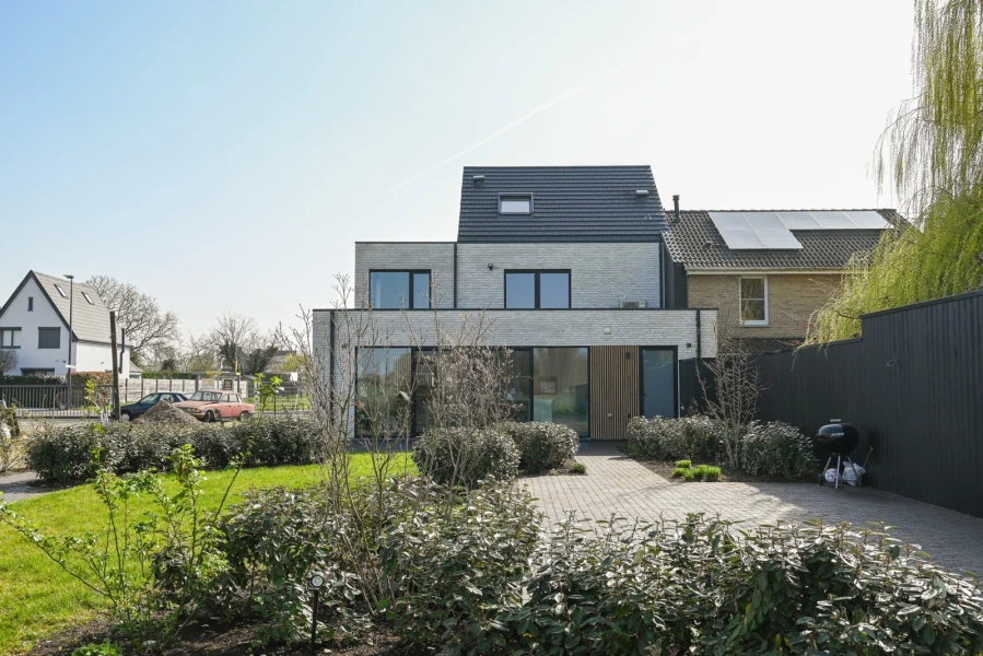 moderne-gezinswoning-nieuwenrode