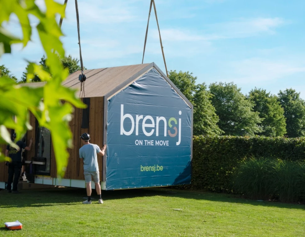 Ecohuis-modulair-wonen-Brensj-Plaatsing