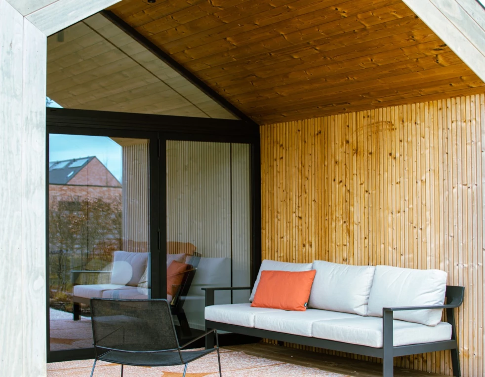 Ecohuis-modulair-wonen-Brensj-Poolhouse