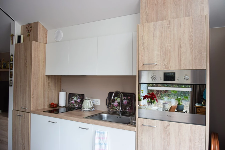 Gallery image 2 - 4